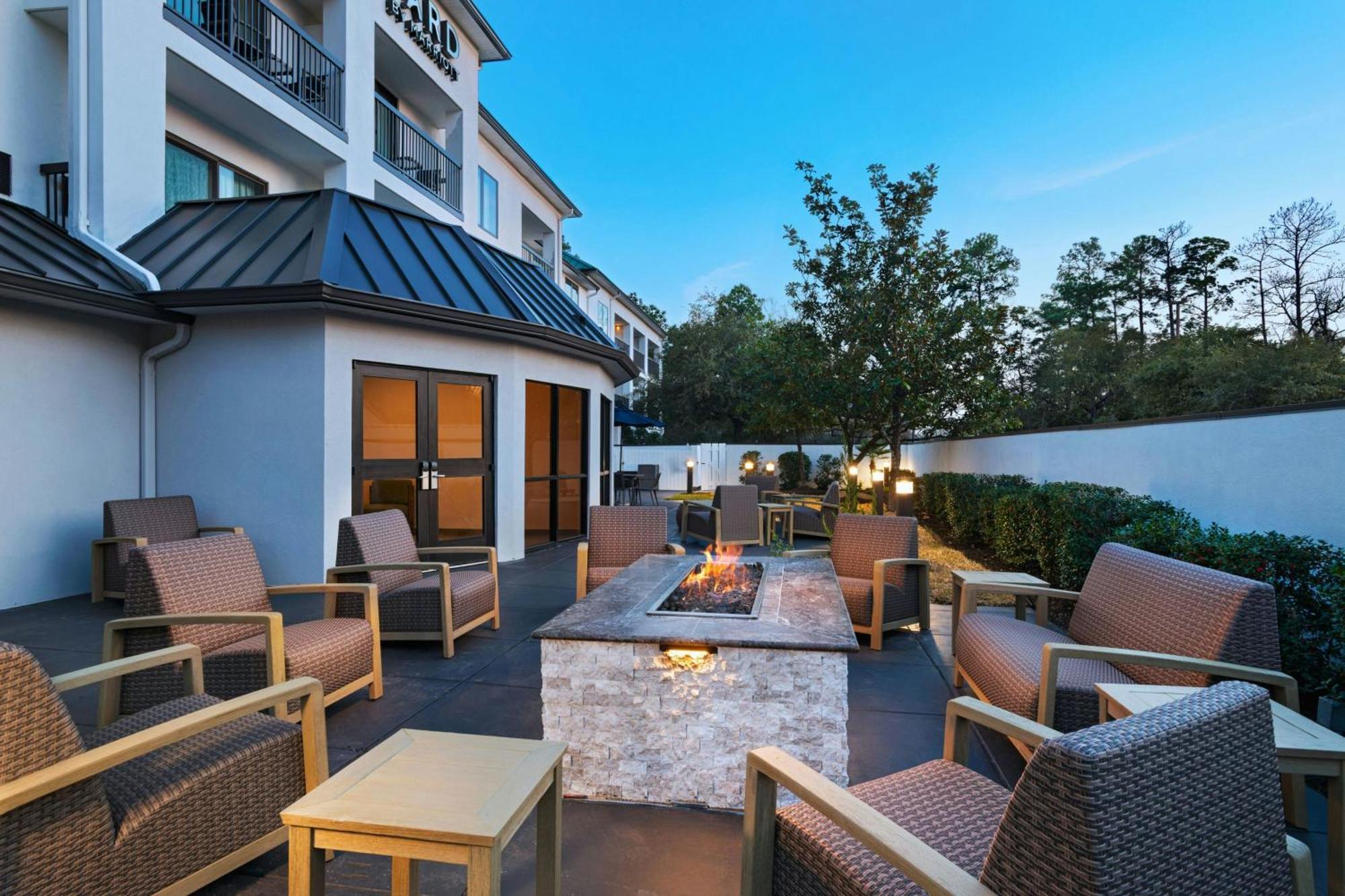 Courtyard Houston The Woodlands Hotel Ngoại thất bức ảnh